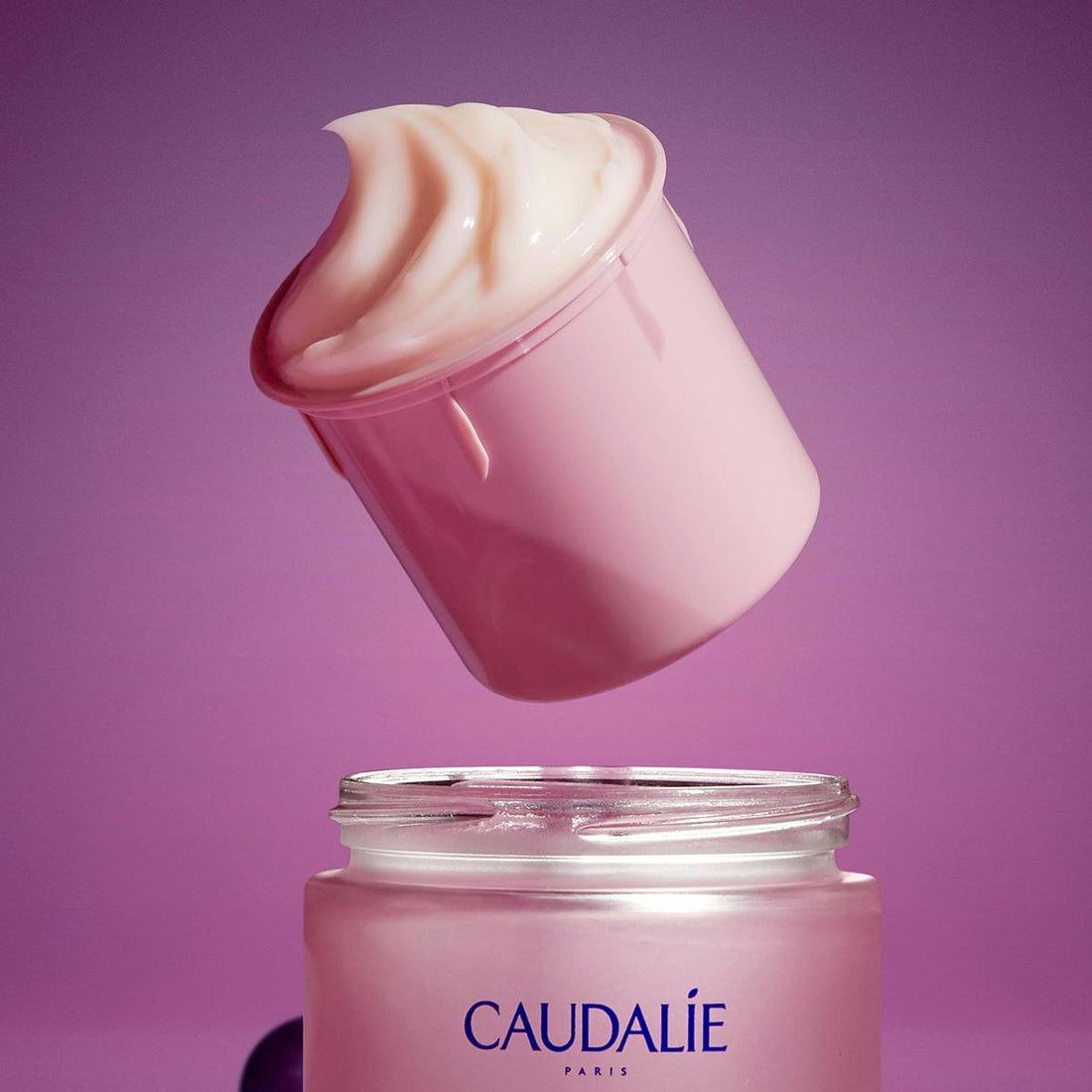 Caudalie Resveratrol Lift Sıkılaştırıcı Etkili Gece Bakım Kremi - Yedek Kapsül 50 ml