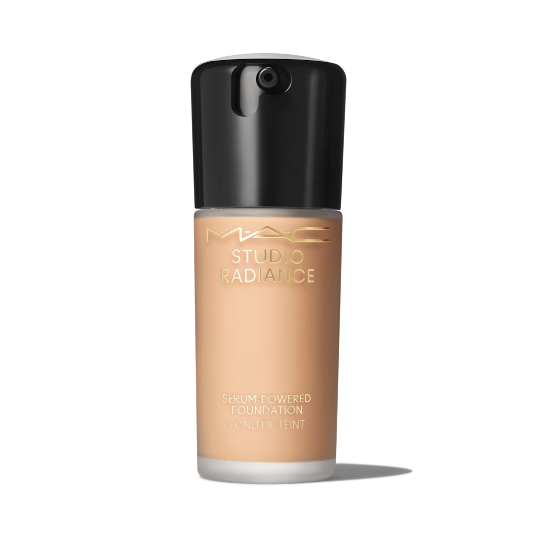 Mac Studio Radiance Serum-Powered Foundation -NW18