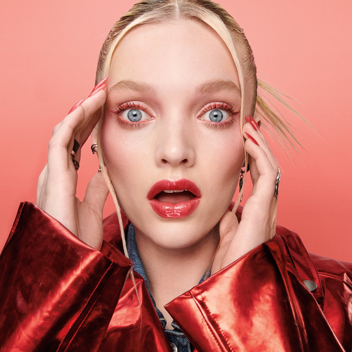 Maybelline New York Lifter Plump Dudak Parlatıcısı- 003 Pink Sting