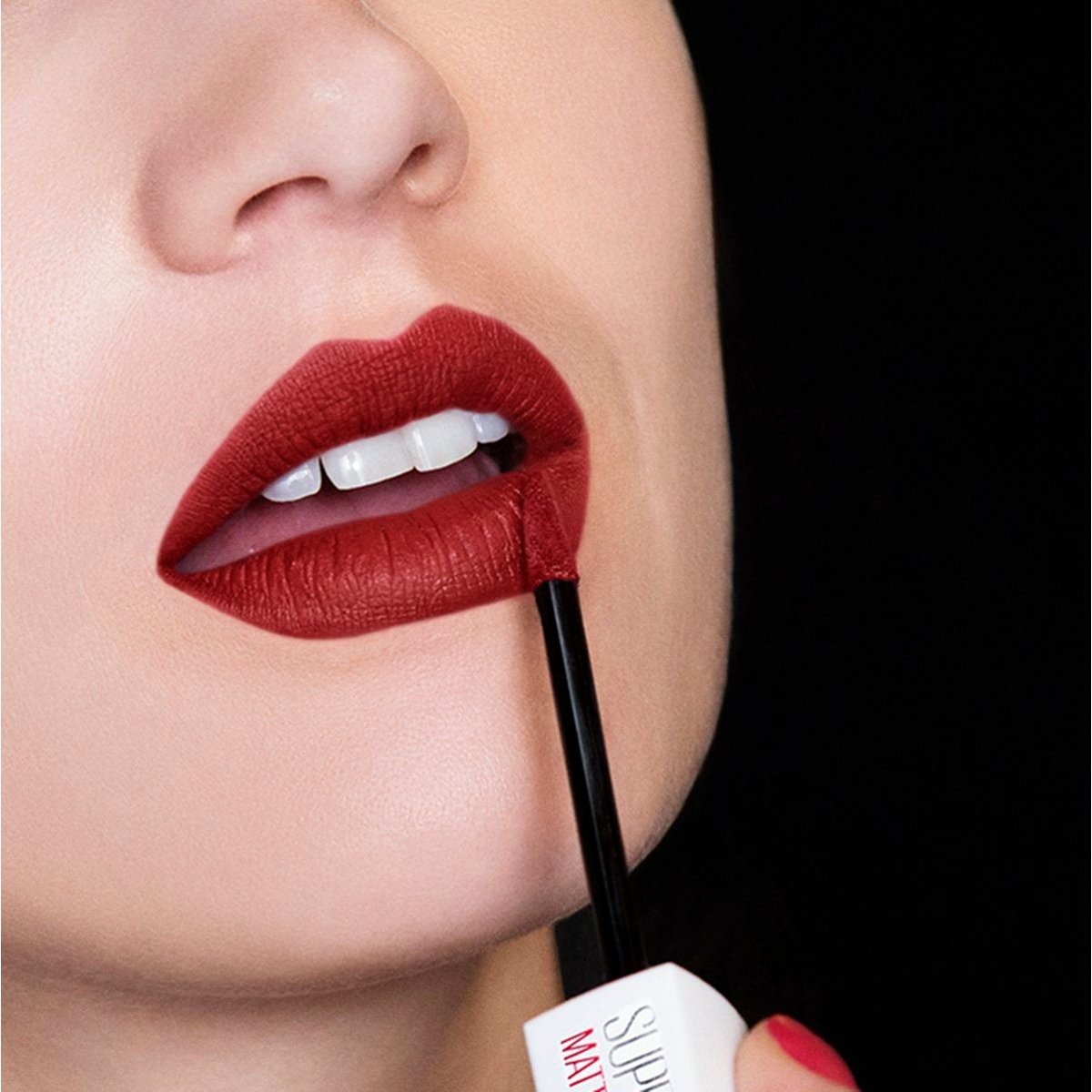 Maybelline New York Super Stay Matte Ink Likit Mat Ruj - 50 Voyager - Bordo