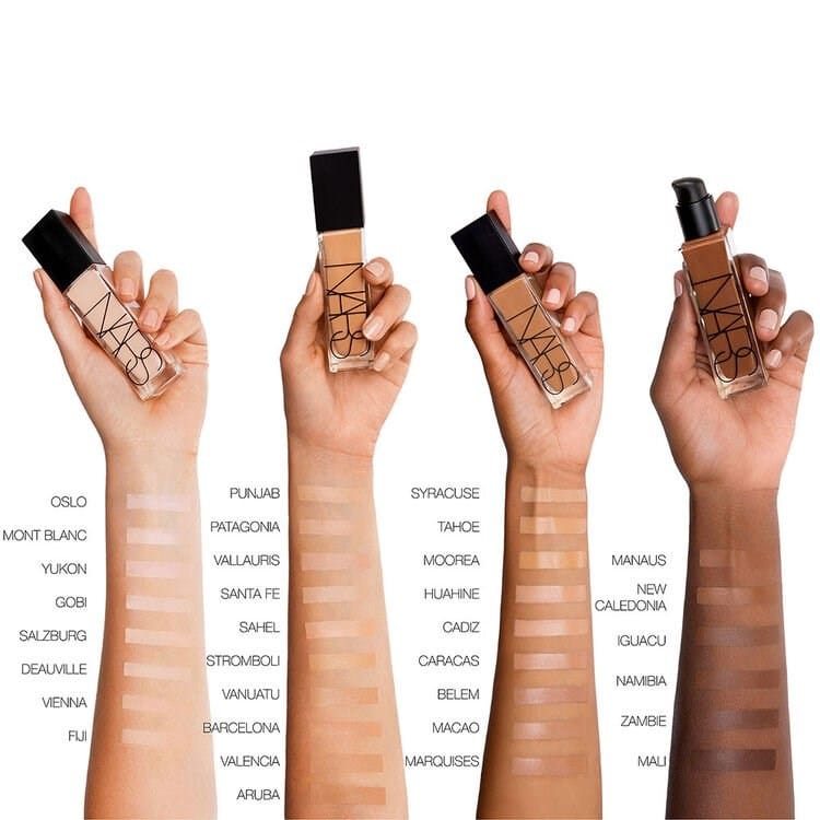 NARS Natural Radiant Longwear Foundation- 30 ML /Medium 2 - Santa Fe - Medium Skin with Peach Undertones